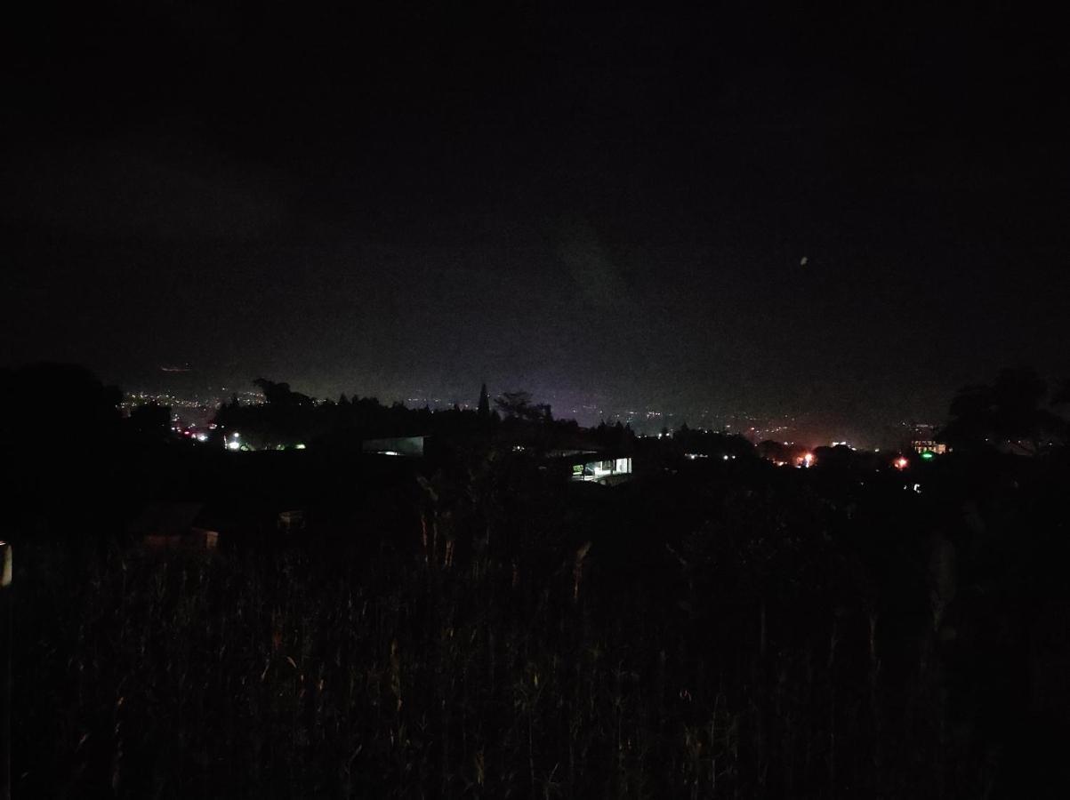 Villa Alraza Tlekung Exteriér fotografie